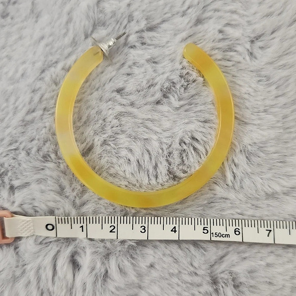 HOOP earring set. Plastic lightweight. - Picture 2 of 8